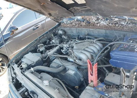 2000 Toyota 4Runner Sr5 V6 z USA, uszkodzony, nr VIN JT3GN86R4Y0142985